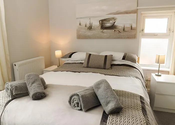 Seaside Bliss Your Perfect 1Br Wales Escape