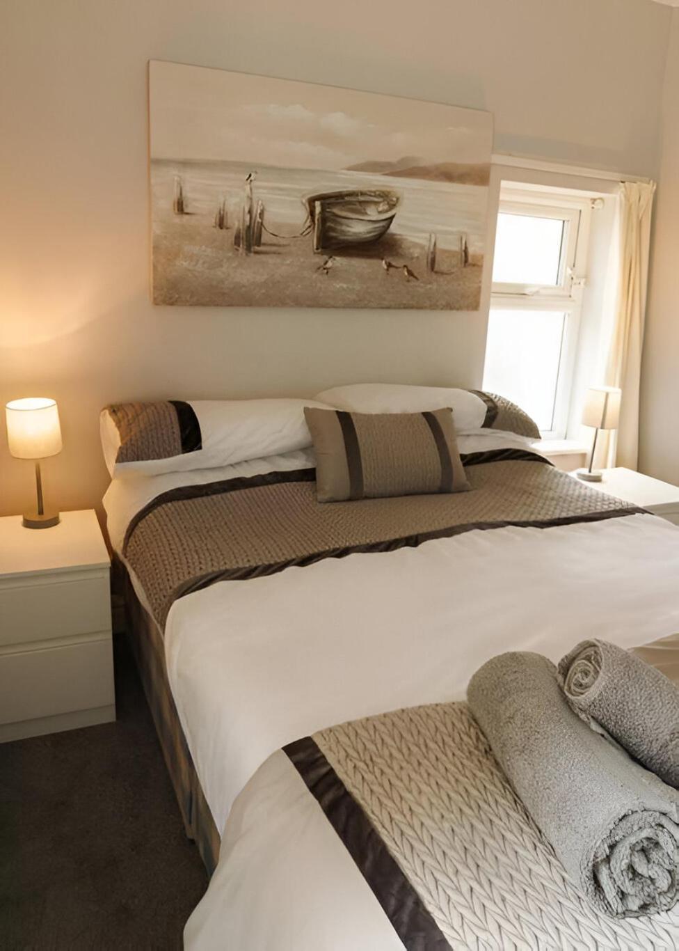 Seaside Bliss Your Perfect 1br Wales Escape Apartment